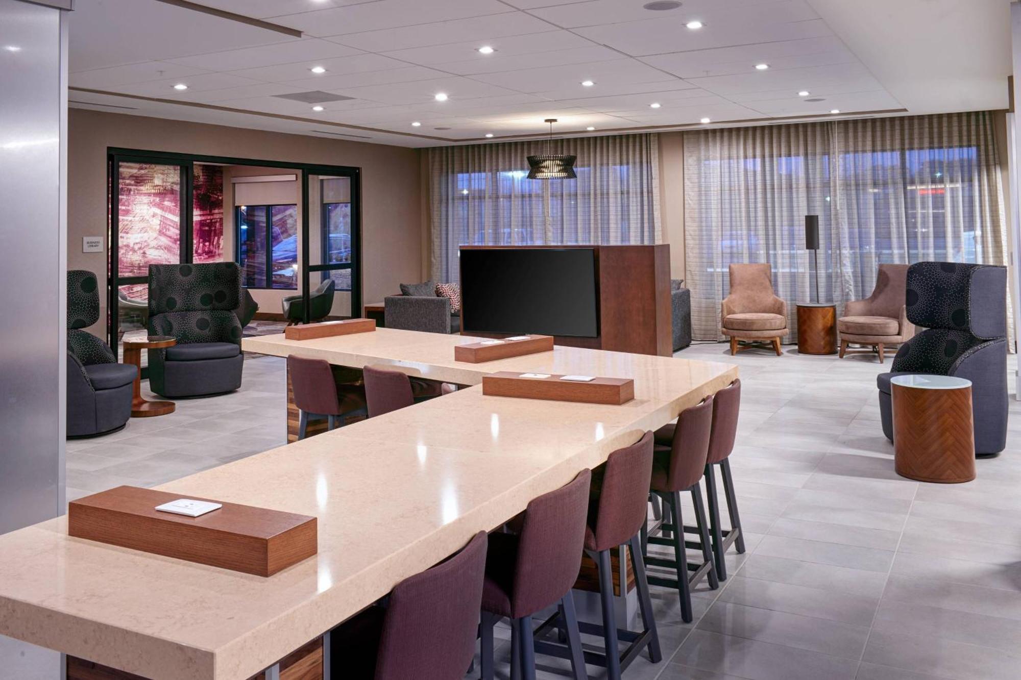 Courtyard By Marriott Jackson Hotel Bagian luar foto