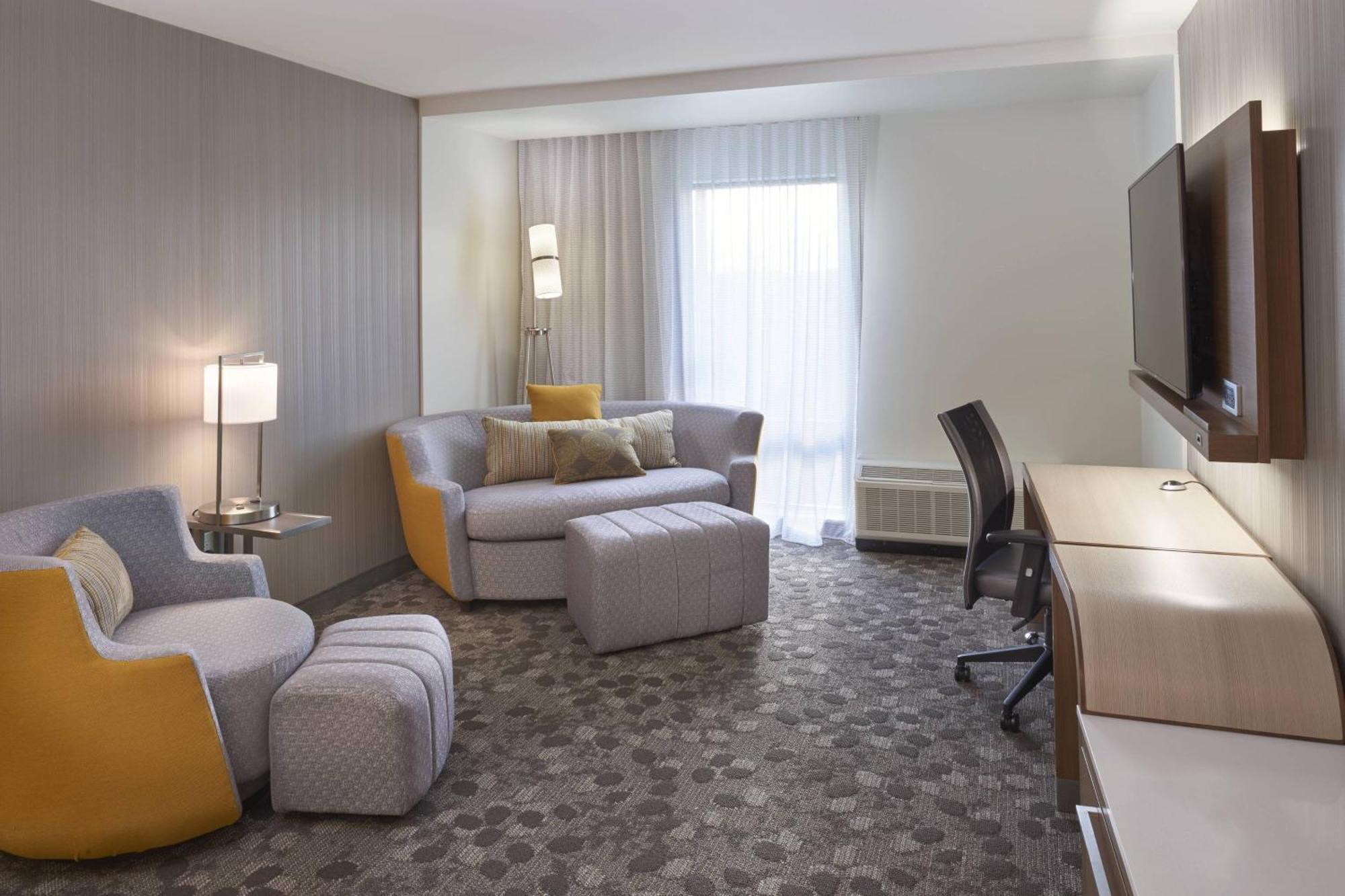 Courtyard By Marriott Jackson Hotel Bagian luar foto